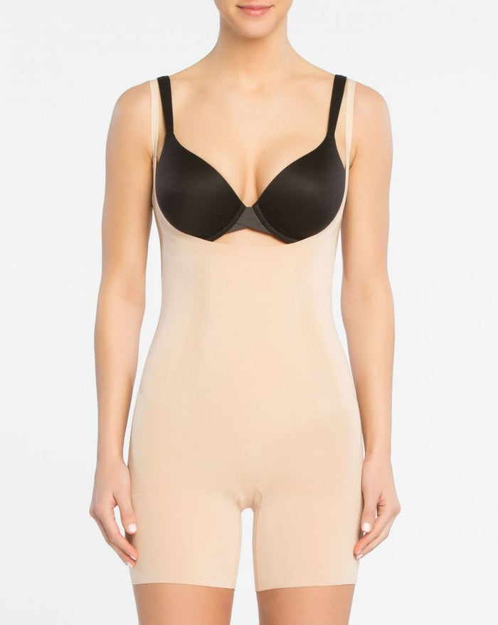 Body Spanx de medio muslo con busto abierto #10130R