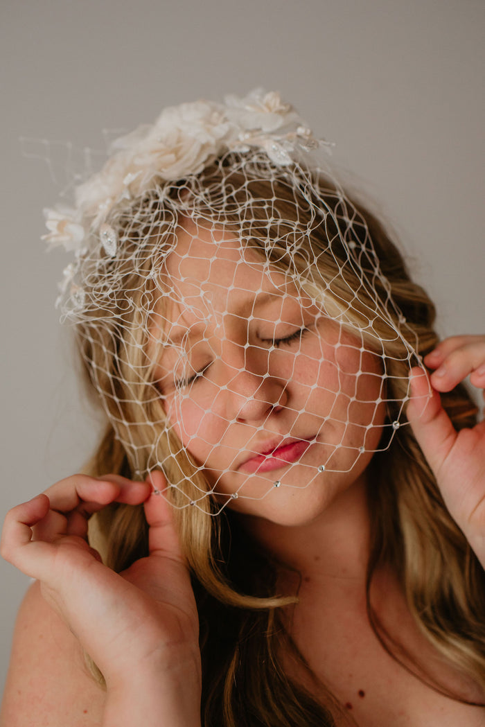 Just Girl Stuff Bird Cage veil #15603